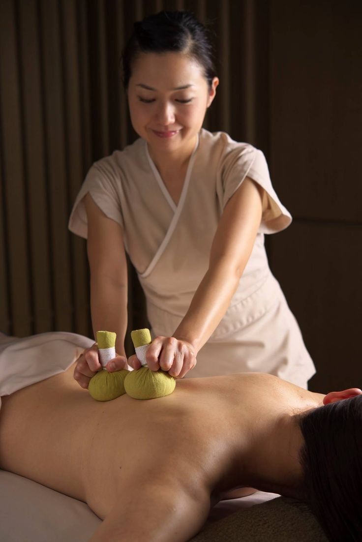 Relaxing spa environment